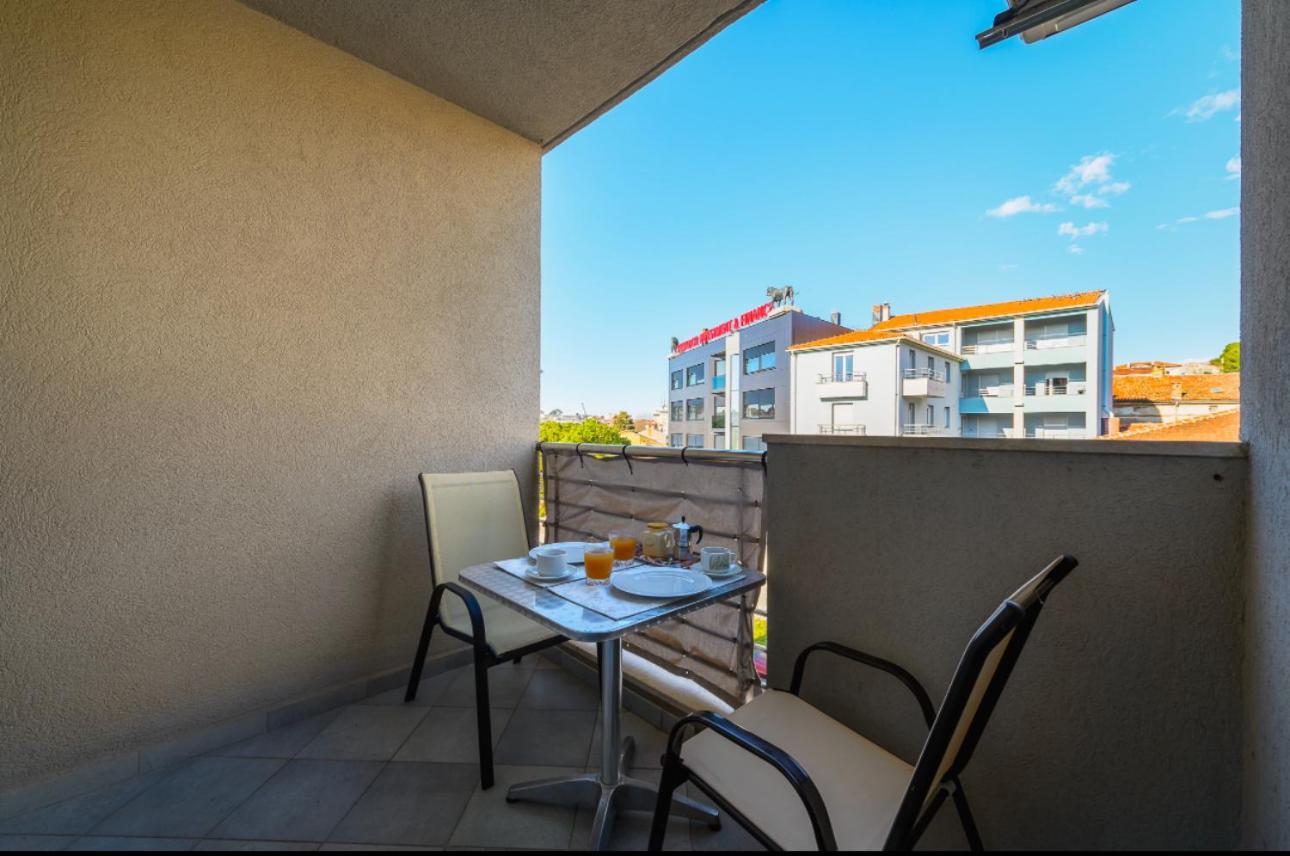 Aureo Apartment Pula Center Exterior photo