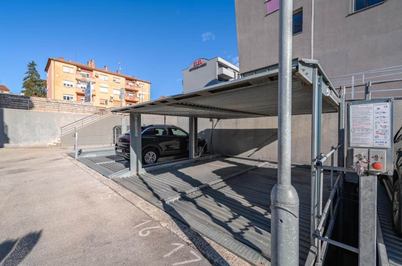Aureo Apartment Pula Center Exterior photo